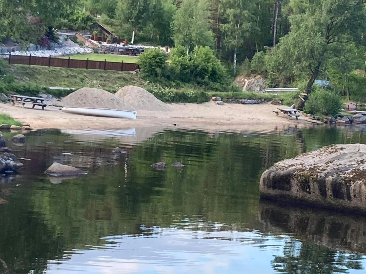 Anneks I Naturskjonne Gitlevag Lyngdal Exterior foto